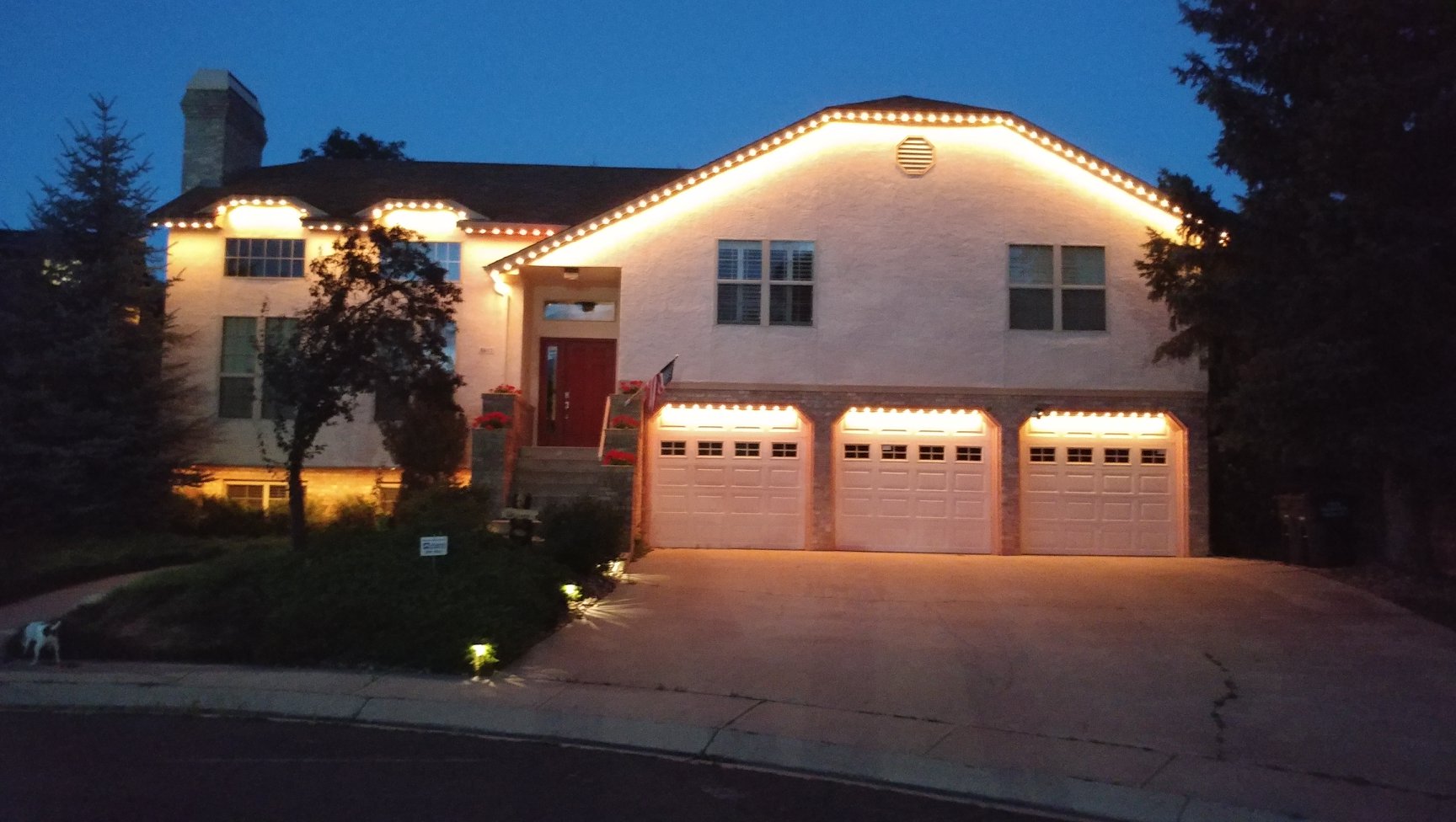 The Benefits of Installing Outdoor Security Lighting